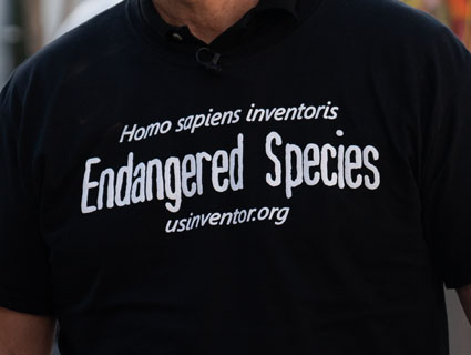Homo sapiens inventoris tee shirt